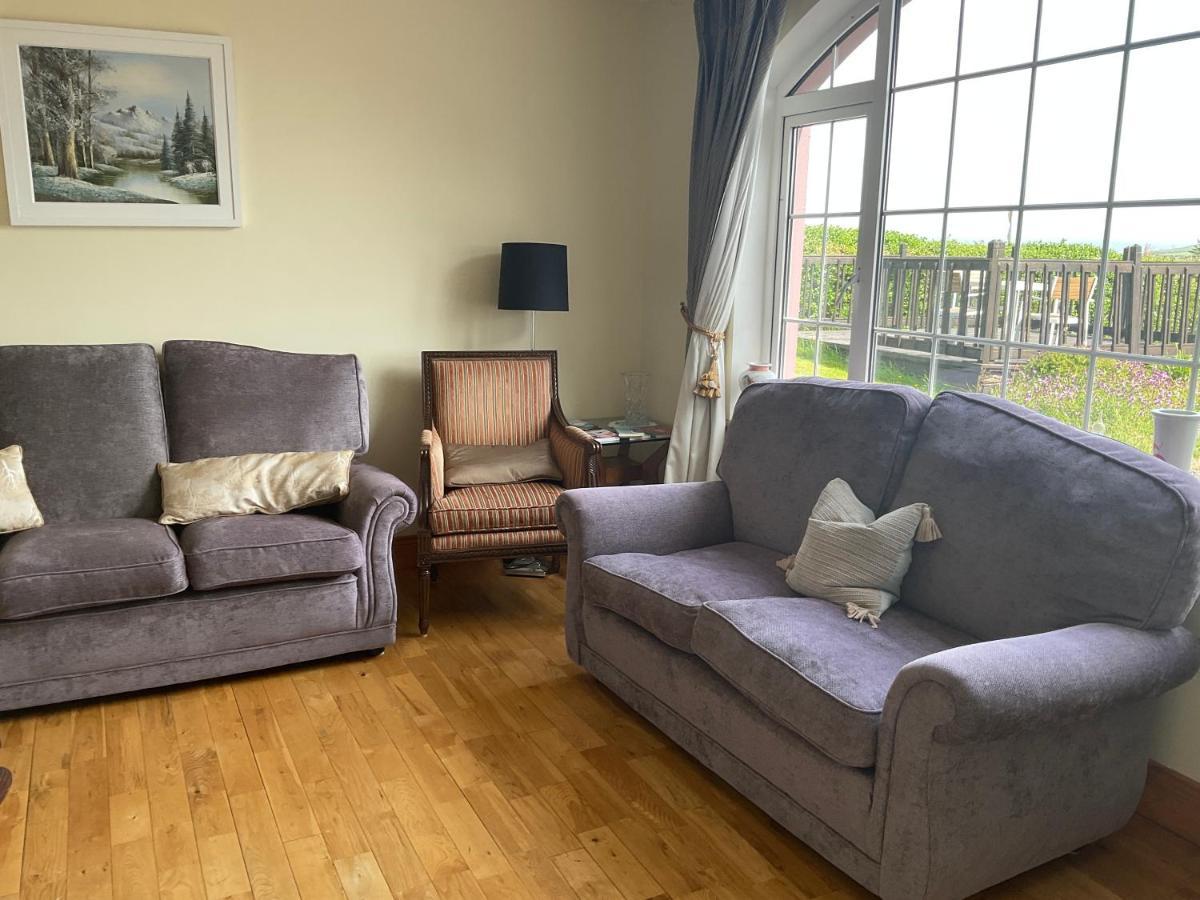 Bed and Breakfast Brownes Emlagh East Exterior foto
