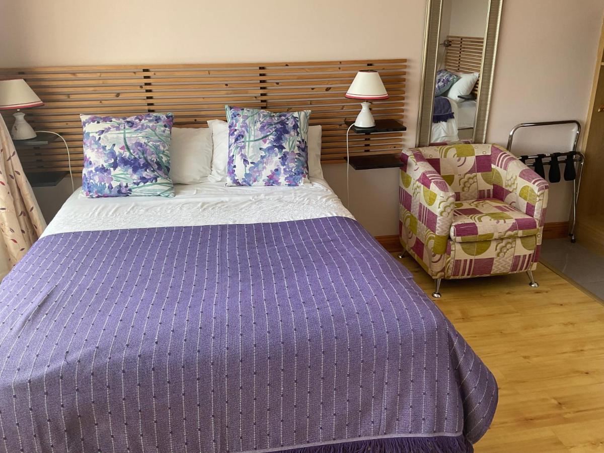 Bed and Breakfast Brownes Emlagh East Exterior foto
