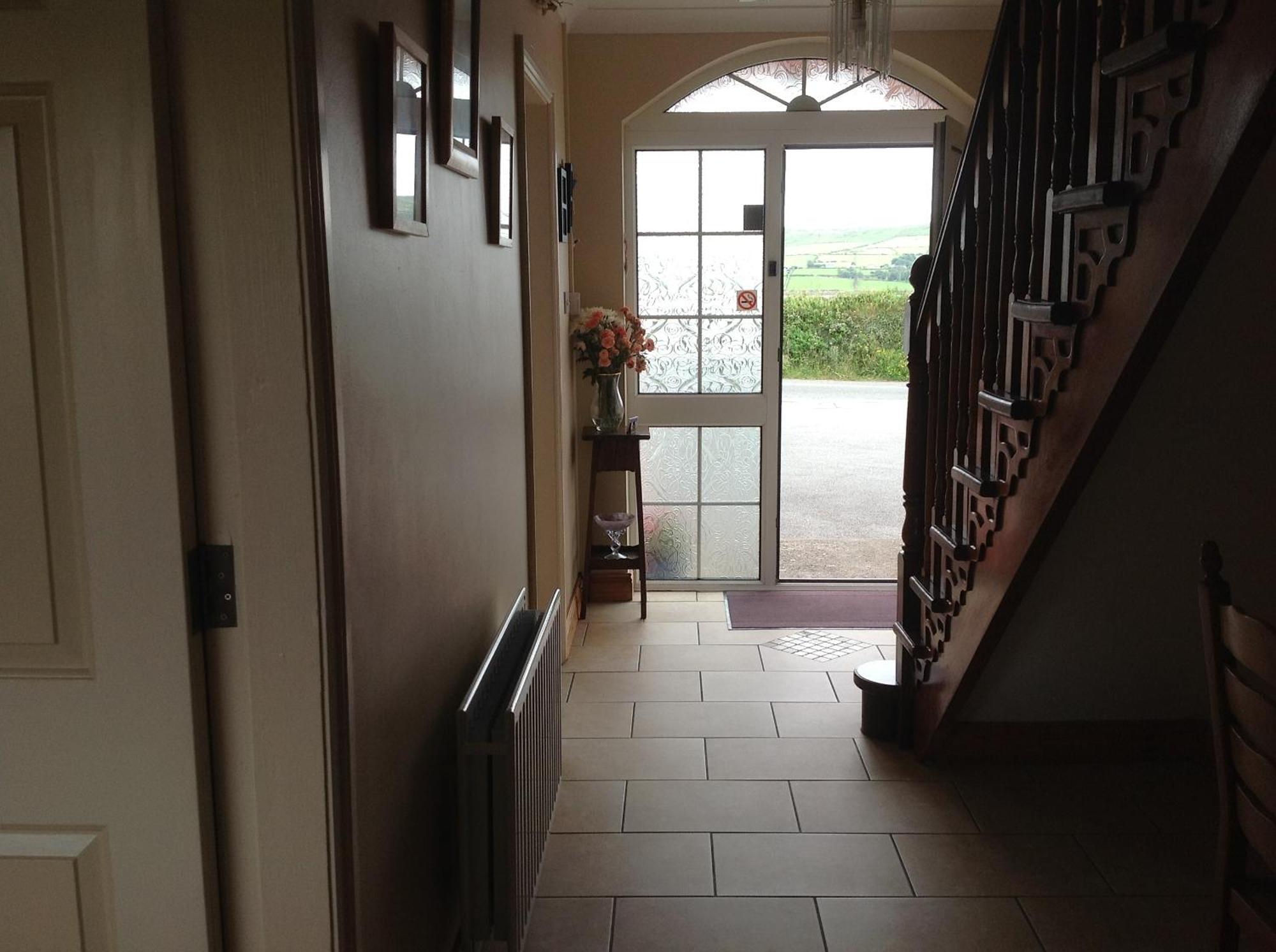 Bed and Breakfast Brownes Emlagh East Exterior foto